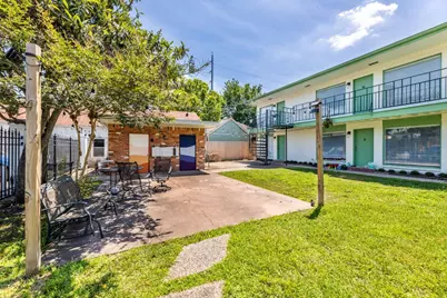 1309 Blair Street #7, Houston, TX 77008 - Photo 11