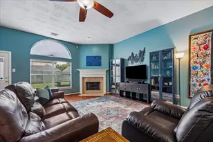 14217 Stone Bluff Ln, Rosharon, TX 77583 - Photo 9