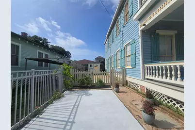 3409 Avenue L, Galveston, TX 77550 - Photo 3
