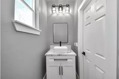 17121 Spindle Oaks Drive, Conroe, TX 77385 - Photo 7