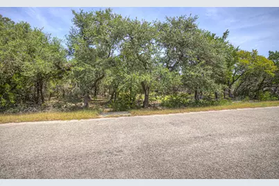 235 Flanders, Fischer, TX 78623 - Photo 7