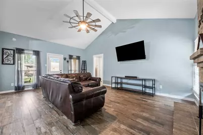 4058 Sherwood Street E, Kingwood, TX 77339 - Photo 5