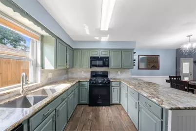 4058 Sherwood Street E, Kingwood, TX 77339 - Photo 11