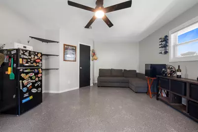 4058 Sherwood Street E, Kingwood, TX 77339 - Photo 17