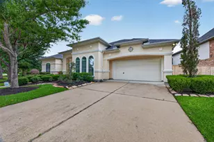 18622 Yorkshire Manor Ct, Spring, TX 77379 - Photo 3