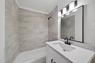 907 S 3rd St, La Porte, TX 77571 - Photo 19