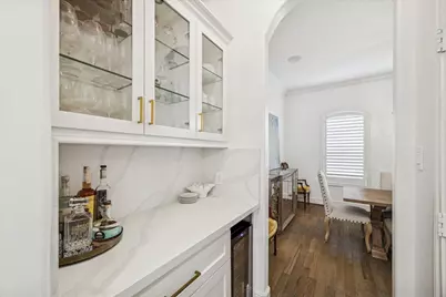 4523 Maple Street, Bellaire, TX 77401 - Photo 9