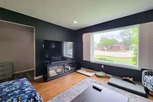 4405 W 43rd St, Houston, TX 77092 - Photo 7