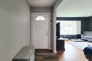 4405 W 43rd St, Houston, TX 77092 - Photo 3