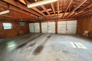 3 S Erik Dr, Angleton, TX 77515 - Photo 29
