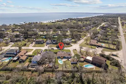654 N Flamingo Drive, Seabrook, TX 77586 - Photo 35