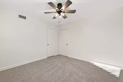 10602 Longmont Drive, Houston, TX 77042 - Photo 29
