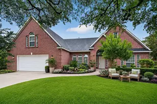 10117 Woodwind Dr, Houston, TX 77025 - Photo 1