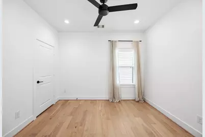 10937 Fire Creek Drive, Houston, TX 77043 - Photo 27