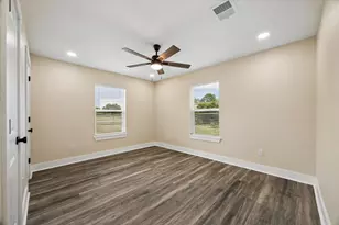 1190 County Rd 146, Alvin, TX 77511 - Photo 21