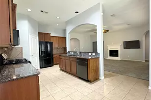 1050 Forest Haven Ct, Conroe, TX 77384 - Photo 3