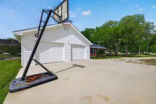 13334 W Brazos Bend Dr, Needville, TX 77461 - Photo 45