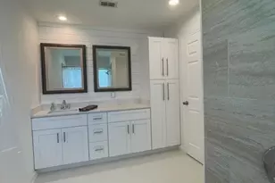 10923 Birch Dr, La Porte, TX 77571 - Photo 9