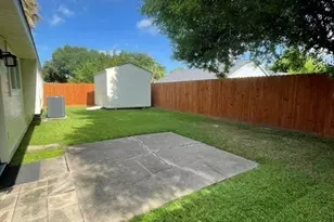 10923 Birch Dr, La Porte, TX 77571 - Photo 17