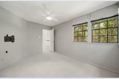 27 Sky Terrace Place, The Woodlands, TX 77381 - Photo 35