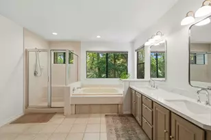 27 Sky Terrace Pl, The Woodlands, TX 77381 - Photo 31