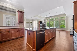 5523 Regal Landing Dr, Kingwood, TX 77345 - Photo 9