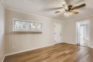 512 Park Ln, Cleveland, TX 77327 - Photo 9