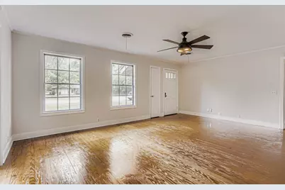 512 Park Lane, Cleveland, TX 77327 - Photo 21