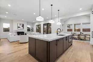 107 E 24th St, Houston, TX 77008 - Photo 11