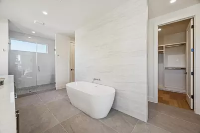 107 E 24th Street, Houston, TX 77008 - Photo 21