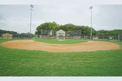 918 Featherbrook Court, Sugar Land, TX 77479 - Photo 45