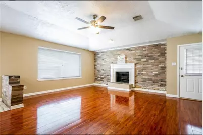 16814 Winnstream Lane, Sugar Land, TX 77498 - Photo 3