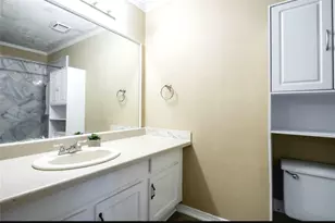 16814 Winnstream Ln, Sugar Land, TX 77498 - Photo 13