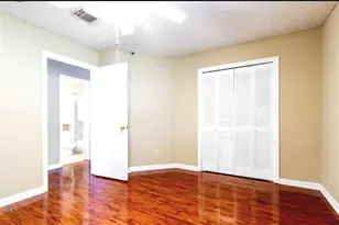 16814 Winnstream Ln, Sugar Land, TX 77498 - Photo 9