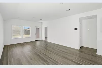 5215 Mossdale Bluff Lane, Spring, TX 77373 - Photo 7