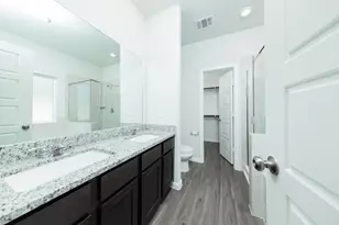 15634 Buffalo Mdw Ct, Houston, TX 77090 - Photo 9