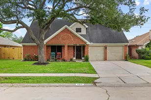 2915 Bentley Ct, Pearland, TX 77584 - Photo 1