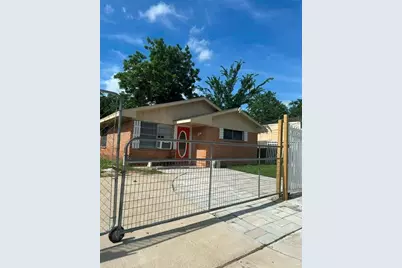 4418 Ludwig Lane, Stafford, TX 77477 - Photo 3