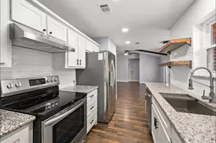 7314 Robin St, Texas City, TX 77591 - Photo 11