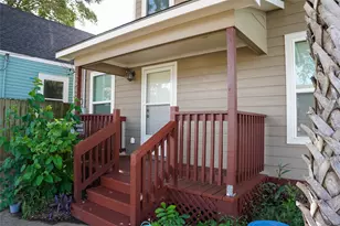 2812 Avenue M, Galveston, TX 77550 - Photo 3