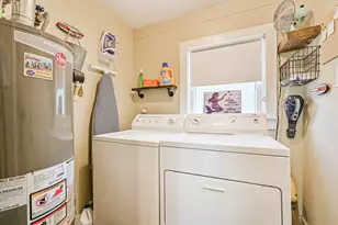 3927 Bernardo De Galvez Ave, Galveston, TX 77550 - Photo 37