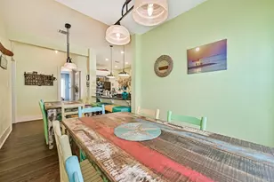 3927 Bernardo De Galvez Ave, Galveston, TX 77550 - Photo 27