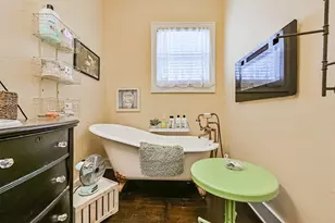 3927 Bernardo De Galvez Ave, Galveston, TX 77550 - Photo 19