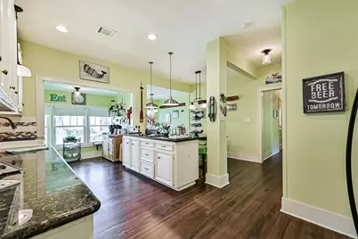 3927 Bernardo De Galvez Avenue, Galveston, TX 77550 - Photo 35