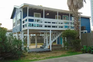 118 14th St, San Leon, TX 77539 - Photo 1