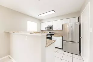 1930 Avenue B, Katy, TX 77493 - Photo 5