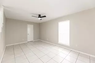 1930 Avenue B, Katy, TX 77493 - Photo 11