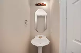 8315 Whisper Point Dr, Houston, TX 77040 - Photo 19