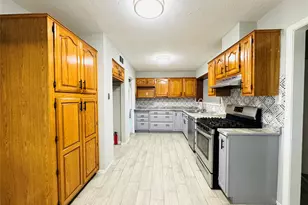 7905 Turquoise Ln, Houston, TX 77055 - Photo 7