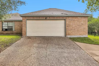 445 Augusta Drive, Huntsville, TX 77340 - Photo 31